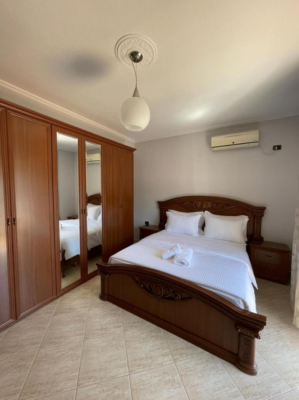 Brilant Luxury Apartment Gjirokastër Eksteriør billede