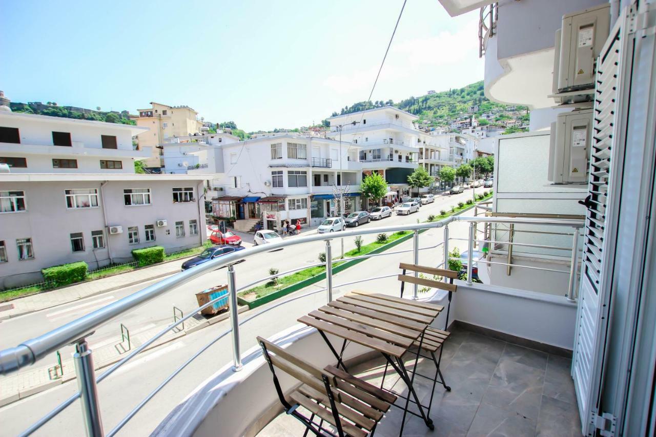 Brilant Luxury Apartment Gjirokastër Eksteriør billede
