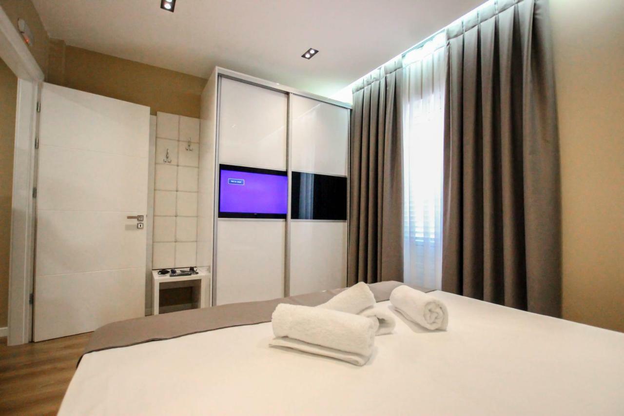 Brilant Luxury Apartment Gjirokastër Eksteriør billede